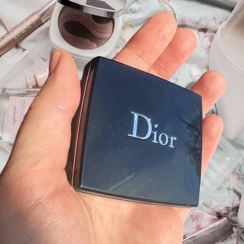 DIOR mono eyeshadow in shade #172 evening